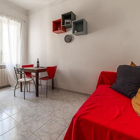 Ferienwohnung Casa Guapita - Metro Malatesta Rom Exterior foto